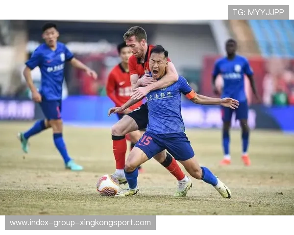 上海申花拉唐边路突破助攻，展现强劲实力