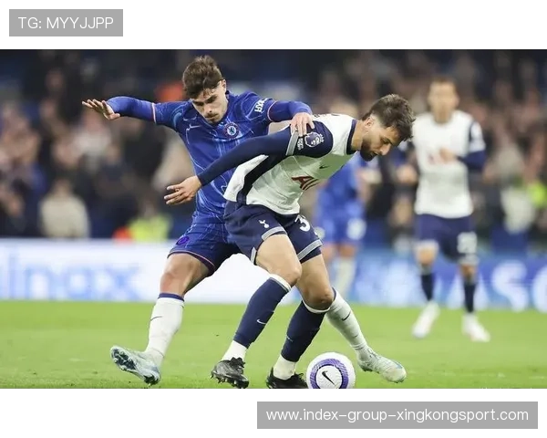 切尔西比赛中前场进攻效率提升，连续射门得分的秘密